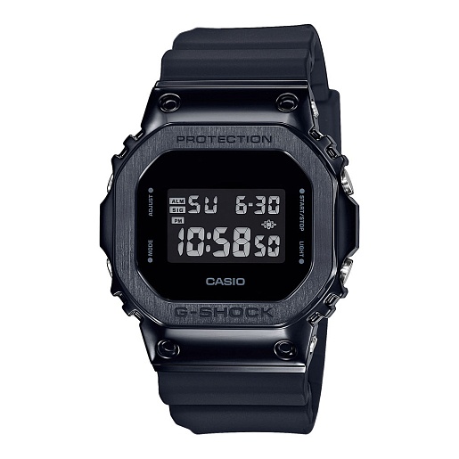 Часы  CASIO GM-5600B-1